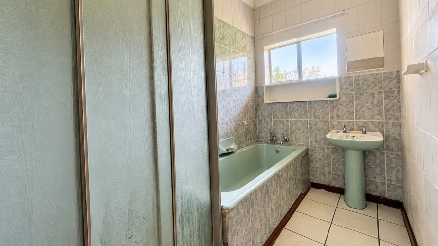 3 Bedroom Property for Sale in Stilfontein Ext 4 North West